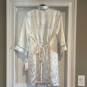Linea Donatella Bride Robe NWT Size SM/MD